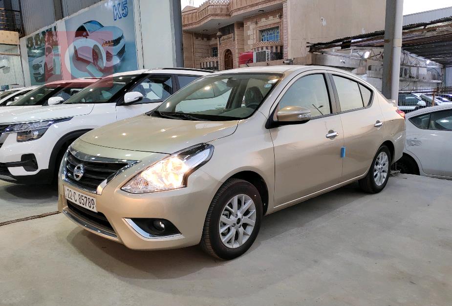 Nissan Sunny